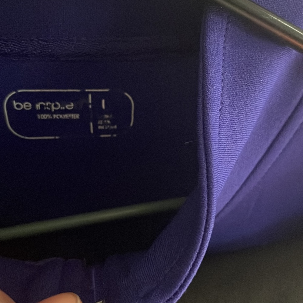 Tracksuit - Picture 3 of 3